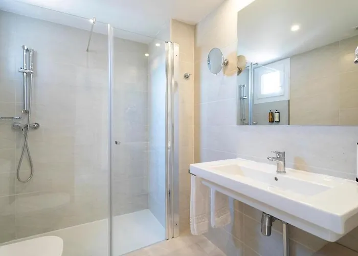 Halley & Affiliated By Melia Benidorm